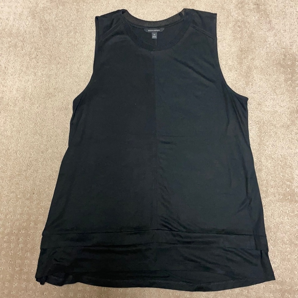 Banana Republic women’s tank size M